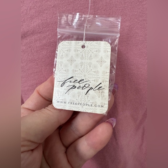 NWT Free People Kathy Tee ~ Rose Blush ~ Medium ~ NEW! - Picture 8 of 13